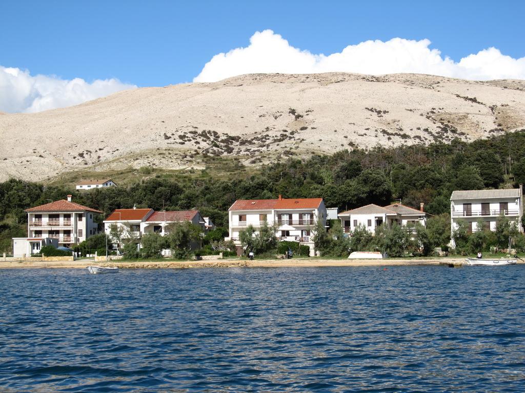 Apartments Marzic Pag Town Eksteriør bilde